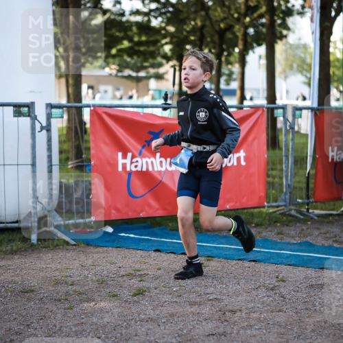 06.09.2026 - 20. Norderstedt Triathlon H.Heesch http://msf.ph/oto/10197577 06.09.2026 09:11:16 Ziel 1, 3, 33 meine-sportfotos.de