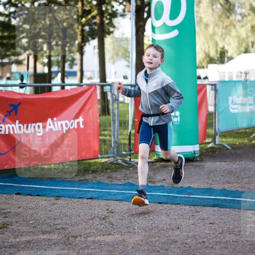 06.09.2026 - 20. Norderstedt Triathlon H.Heesch http://msf.ph/oto/10197589 06.09.2026 09:11:22 Ziel 1, 2 meine-sportfotos.de