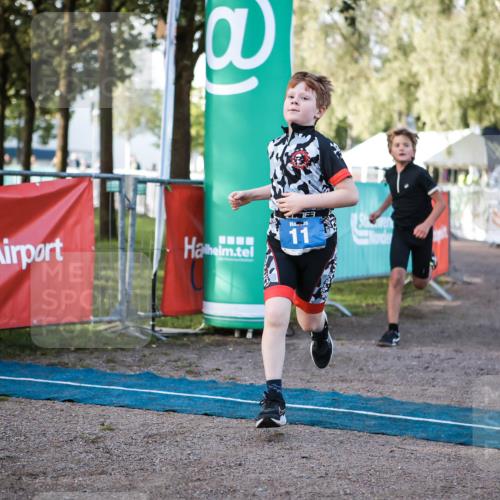 06.09.2026 - 20. Norderstedt Triathlon H.Heesch http://msf.ph/oto/10197656 06.09.2026 09:11:44 Ziel 10, 11 meine-sportfotos.de