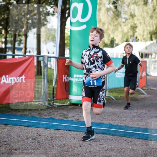 06.09.2026 - 20. Norderstedt Triathlon H.Heesch http://msf.ph/oto/10197658 06.09.2026 09:11:45 Ziel 10, 11 meine-sportfotos.de