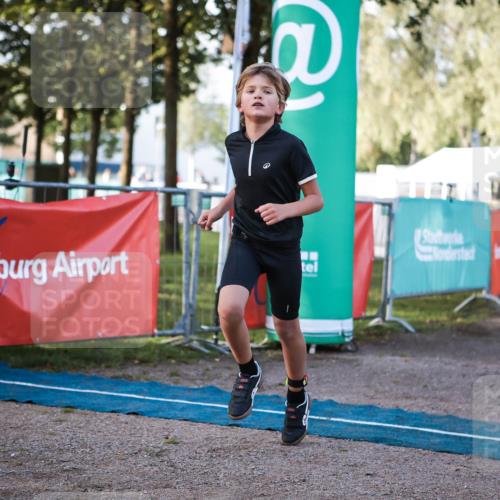 06.09.2026 - 20. Norderstedt Triathlon H.Heesch http://msf.ph/oto/10197674 06.09.2026 09:11:46 Ziel 10, 11 meine-sportfotos.de