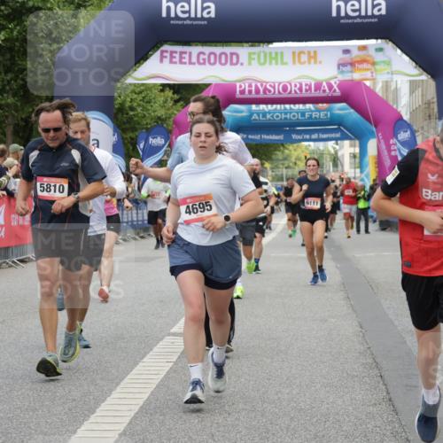 06.09.2026 - CURREX Alsterlauf Yannick Fuchs http://msf.ph/oto/10197713 06.09.2026 09:58:43 Ziel 2017, 2034, 2120, 2717, 3691, 4147, 4227, 4256, 4265, 4304, 4356, 4652, 4695, 4747, 5205, 5207, 5521, 5706, 5764, 5810, 5964, 6073, 6111 meine-sportfotos.de