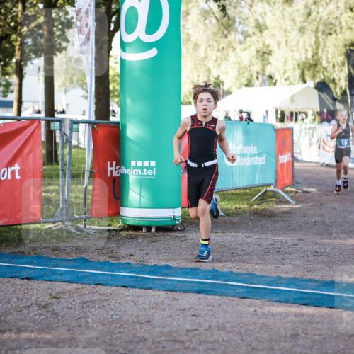 06.09.2026 - 20. Norderstedt Triathlon H.Heesch http://msf.ph/oto/10197770 06.09.2026 09:12:06 Ziel 19, 24, 37, 40 meine-sportfotos.de