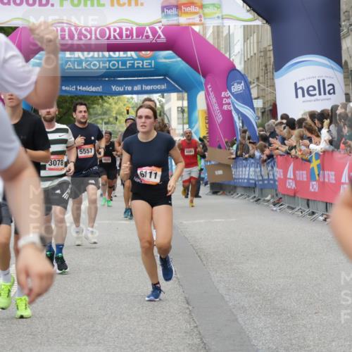 06.09.2026 - CURREX Alsterlauf Yannick Fuchs http://msf.ph/oto/10197791 06.09.2026 09:58:45 Ziel 2017, 2034, 2120, 2244, 2717, 3078, 3691, 4147, 4227, 4256, 4265, 4304, 4356, 4695, 4747, 5205, 5207, 5557, 5706, 5764, 5810, 5964, 6073, 6111 meine-sportfotos.de