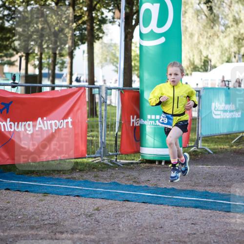 06.09.2026 - 20. Norderstedt Triathlon H.Heesch http://msf.ph/oto/10197854 06.09.2026 09:12:36 Ziel 12, 21, 29 meine-sportfotos.de