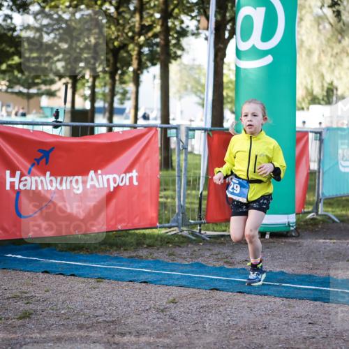 06.09.2026 - 20. Norderstedt Triathlon H.Heesch http://msf.ph/oto/10197861 06.09.2026 09:12:36 Ziel 12, 21, 29 meine-sportfotos.de