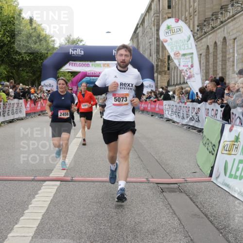 06.09.2026 - CURREX Alsterlauf Yannick Fuchs http://msf.ph/oto/10197867 06.09.2026 10:06:59 Ziel 2148, 2459, 2934, 2963, 3303, 3376, 3656, 3943, 3945, 5073, 5091, 5527, 5792, 6285, 8276 meine-sportfotos.de