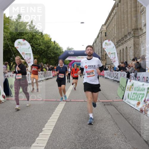 06.09.2026 - CURREX Alsterlauf Yannick Fuchs http://msf.ph/oto/10197878 06.09.2026 10:06:59 Ziel 2148, 2459, 2934, 2963, 3303, 3376, 3656, 3943, 3945, 5073, 5091, 5527, 5792, 6285, 8276 meine-sportfotos.de