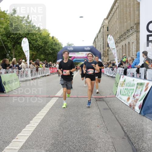 06.09.2026 - CURREX Alsterlauf Yannick Fuchs http://msf.ph/oto/10197974 06.09.2026 09:58:48 Ziel 2017, 2034, 2120, 2244, 2711, 3078, 3313, 3691, 4265, 4695, 4747, 5205, 5207, 5557, 5706, 5764, 5810, 5964, 6111 meine-sportfotos.de