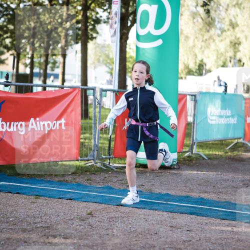 06.09.2026 - 20. Norderstedt Triathlon H.Heesch http://msf.ph/oto/10197994 06.09.2026 09:13:09 Ziel 20, 26, 38 meine-sportfotos.de
