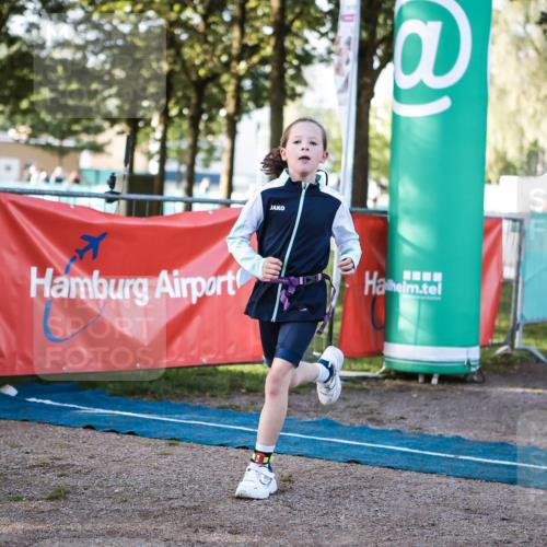 06.09.2026 - 20. Norderstedt Triathlon H.Heesch http://msf.ph/oto/10198004 06.09.2026 09:13:09 Ziel 20, 26, 38 meine-sportfotos.de