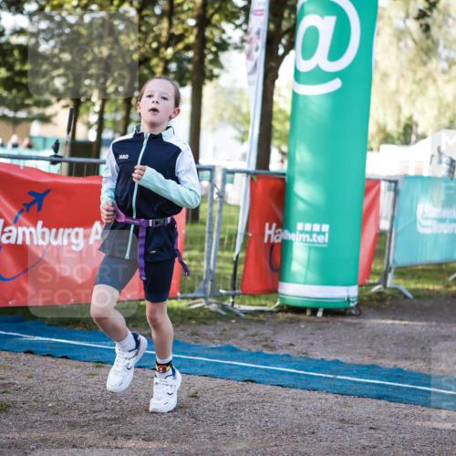 06.09.2026 - 20. Norderstedt Triathlon H.Heesch http://msf.ph/oto/10198009 06.09.2026 09:13:09 Ziel 20, 26, 38 meine-sportfotos.de