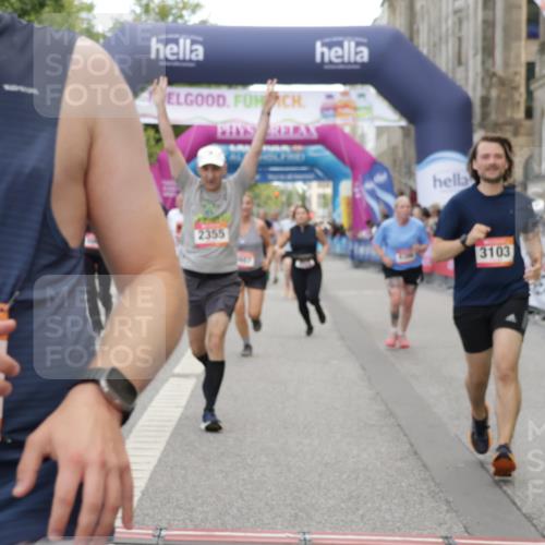 06.09.2026 - CURREX Alsterlauf Yannick Fuchs http://msf.ph/oto/10198244 06.09.2026 10:07:04 Ziel 2148, 2355, 2459, 2963, 3103, 3376, 3607, 3656, 4078, 5069, 5073, 5091, 5527, 5792, 5937, 8276, 8306 meine-sportfotos.de