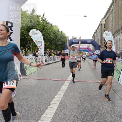 06.09.2026 - CURREX Alsterlauf Yannick Fuchs http://msf.ph/oto/10198364 06.09.2026 10:07:06 Ziel 2148, 2355, 2459, 2963, 3103, 3376, 3607, 3656, 4078, 5069, 5073, 5091, 5527, 5792, 5937, 5951, 6214, 8306 meine-sportfotos.de