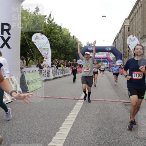 06.09.2026 - CURREX Alsterlauf Yannick Fuchs http://msf.ph/oto/10198379 06.09.2026 10:07:06 Ziel 2148, 2355, 2459, 2963, 3103, 3376, 3607, 3656, 4078, 5069, 5073, 5091, 5527, 5792, 5937, 5951, 6214, 8306 meine-sportfotos.de