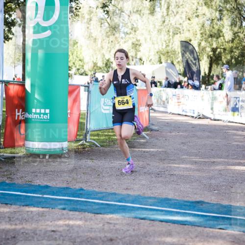 06.09.2026 - 20. Norderstedt Triathlon H.Heesch http://msf.ph/oto/10198477 06.09.2026 09:45:13 Ziel 664, 665 meine-sportfotos.de