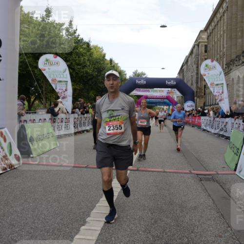 06.09.2026 - CURREX Alsterlauf Yannick Fuchs http://msf.ph/oto/10198489 06.09.2026 10:07:07 Ziel 2148, 2355, 3103, 3376, 3607, 3656, 4078, 5069, 5091, 5527, 5792, 5937, 5951, 6214, 8303, 8306 meine-sportfotos.de