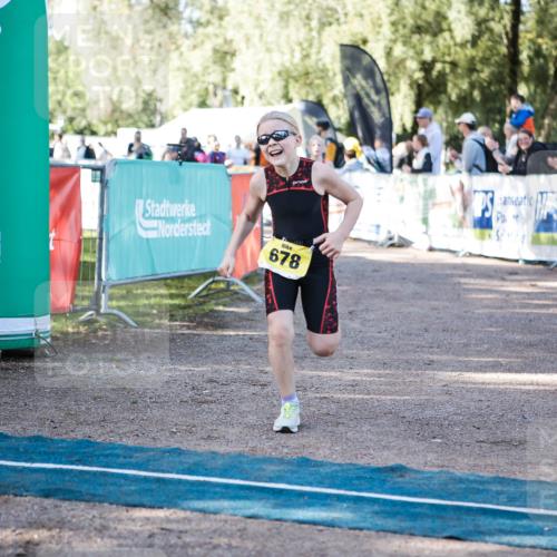 06.09.2026 - 20. Norderstedt Triathlon H.Heesch http://msf.ph/oto/10198790 06.09.2026 09:46:41 Ziel 631, 637, 638, 649, 677, 678, 685, 693 meine-sportfotos.de