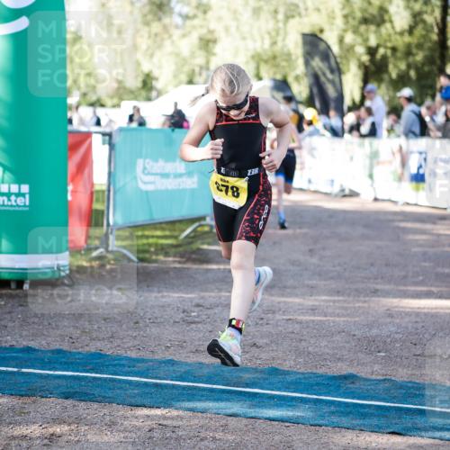 06.09.2026 - 20. Norderstedt Triathlon H.Heesch http://msf.ph/oto/10198797 06.09.2026 09:46:41 Ziel 631, 637, 638, 649, 677, 678, 685, 693 meine-sportfotos.de