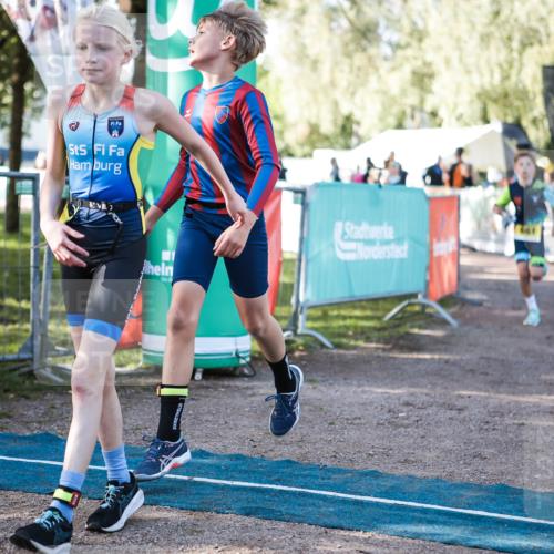 06.09.2026 - 20. Norderstedt Triathlon H.Heesch http://msf.ph/oto/10198863 06.09.2026 09:46:45 Ziel 607, 637, 649, 661, 678, 685, 693, 694 meine-sportfotos.de