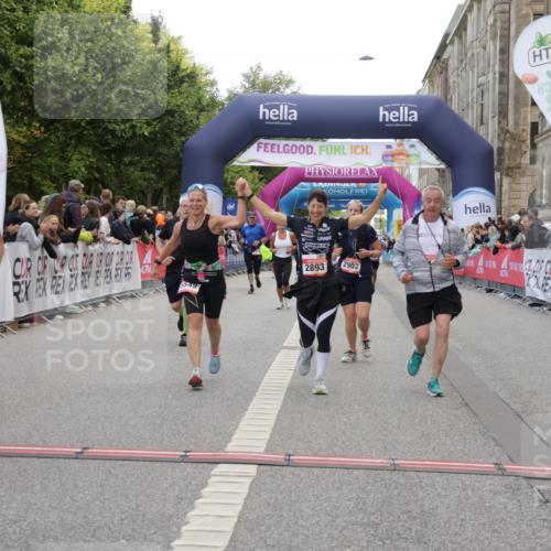 06.09.2026 - CURREX Alsterlauf Yannick Fuchs http://msf.ph/oto/10198987 06.09.2026 10:07:14 Ziel 2187, 2893, 2903, 3607, 4078, 4140, 5069, 5549, 5813, 5951, 6214, 8303, 8306 meine-sportfotos.de