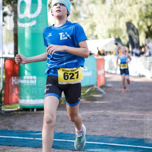 06.09.2026 - 20. Norderstedt Triathlon H.Heesch http://msf.ph/oto/10199031 06.09.2026 09:47:08 Ziel 606, 627, 643 meine-sportfotos.de