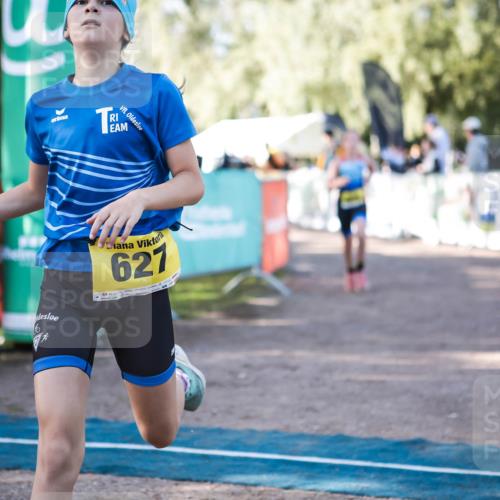 06.09.2026 - 20. Norderstedt Triathlon H.Heesch http://msf.ph/oto/10199036 06.09.2026 09:47:08 Ziel 606, 627, 643 meine-sportfotos.de