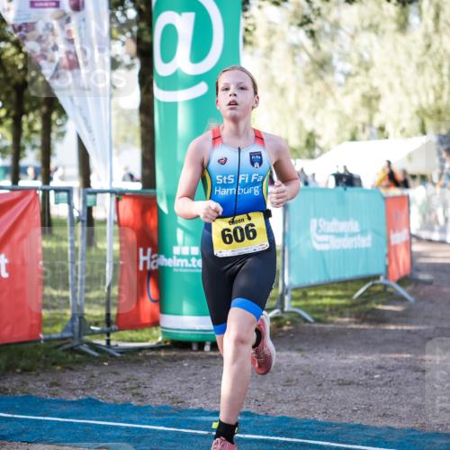 06.09.2026 - 20. Norderstedt Triathlon H.Heesch http://msf.ph/oto/10199053 06.09.2026 09:47:10 Ziel 606, 627 meine-sportfotos.de