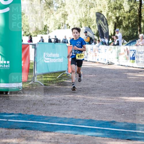 06.09.2026 - 20. Norderstedt Triathlon H.Heesch http://msf.ph/oto/10199142 06.09.2026 09:47:41 Ziel 629, 671, 675 meine-sportfotos.de