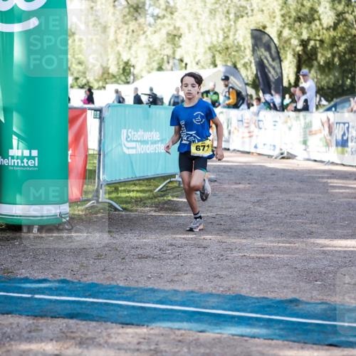 06.09.2026 - 20. Norderstedt Triathlon H.Heesch http://msf.ph/oto/10199146 06.09.2026 09:47:41 Ziel 629, 671, 675 meine-sportfotos.de