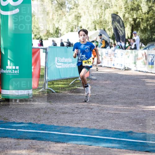 06.09.2026 - 20. Norderstedt Triathlon H.Heesch http://msf.ph/oto/10199148 06.09.2026 09:47:41 Ziel 629, 671, 675 meine-sportfotos.de