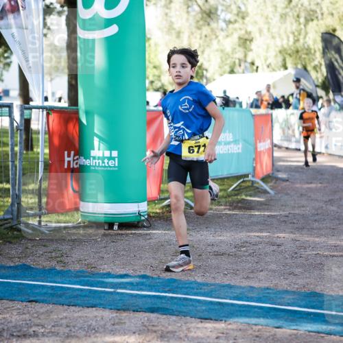 06.09.2026 - 20. Norderstedt Triathlon H.Heesch http://msf.ph/oto/10199167 06.09.2026 09:47:42 Ziel 629, 671, 675 meine-sportfotos.de