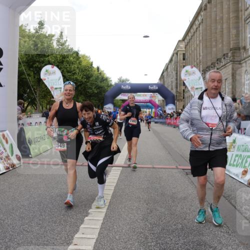 06.09.2026 - CURREX Alsterlauf Yannick Fuchs http://msf.ph/oto/10199201 06.09.2026 10:07:17 Ziel 2187, 2515, 2893, 2903, 4140, 5227, 5549, 5813, 5951, 6214, 8303 meine-sportfotos.de