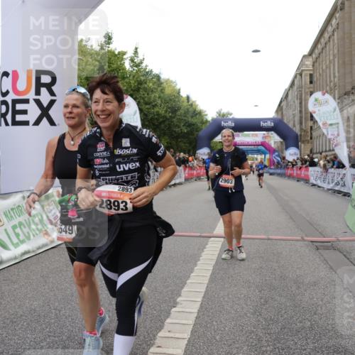 06.09.2026 - CURREX Alsterlauf Yannick Fuchs http://msf.ph/oto/10199260 06.09.2026 10:07:17 Ziel 2187, 2515, 2893, 2903, 4140, 5227, 5549, 5813, 5951, 6214, 8303 meine-sportfotos.de