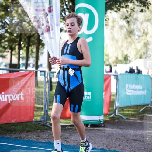 06.09.2026 - 20. Norderstedt Triathlon H.Heesch http://msf.ph/oto/10199290 06.09.2026 09:48:07 Ziel 633, 656, 673 meine-sportfotos.de
