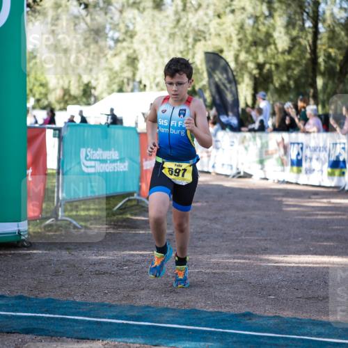 06.09.2026 - 20. Norderstedt Triathlon H.Heesch http://msf.ph/oto/10199317 06.09.2026 09:48:24 Ziel 697 meine-sportfotos.de