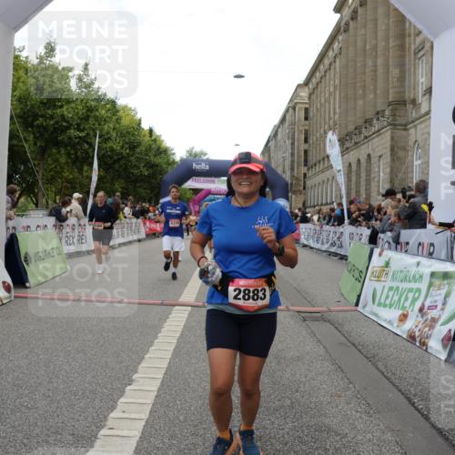 06.09.2026 - CURREX Alsterlauf Yannick Fuchs http://msf.ph/oto/10199467 06.09.2026 10:07:25 Ziel 2515, 2883, 3566, 4901, 5227, 5396, 6319, 6320, 6368 meine-sportfotos.de