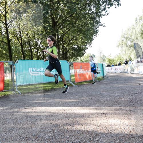 06.09.2026 - 20. Norderstedt Triathlon H.Heesch http://msf.ph/oto/10199490 06.09.2026 09:44:55 Ziel 602, 622 meine-sportfotos.de