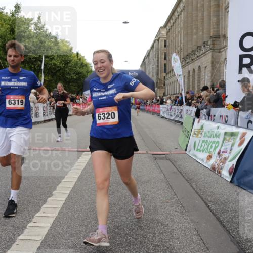 06.09.2026 - CURREX Alsterlauf Yannick Fuchs http://msf.ph/oto/10199514 06.09.2026 10:07:27 Ziel 2515, 2883, 3566, 3927, 4901, 5227, 5396, 6265, 6319, 6320, 6368 meine-sportfotos.de