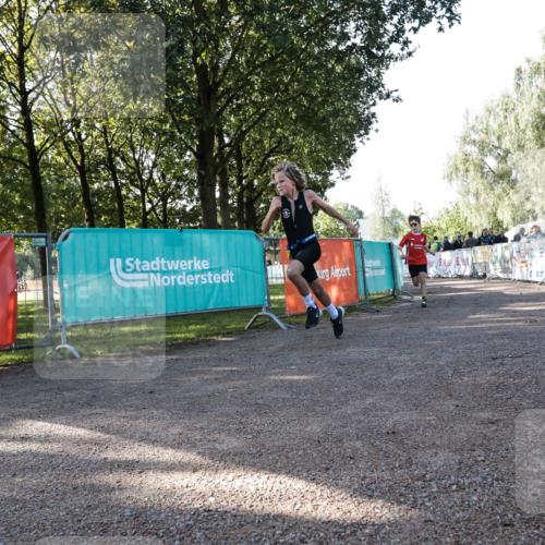 06.09.2026 - 20. Norderstedt Triathlon H.Heesch http://msf.ph/oto/10199534 06.09.2026 09:49:10 Ziel 609, 635, 642, 672, 691 meine-sportfotos.de