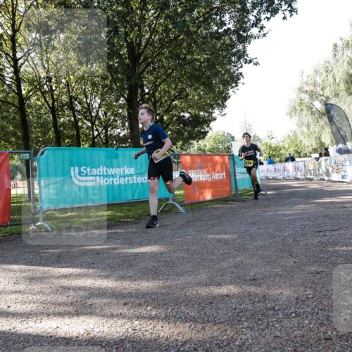 06.09.2026 - 20. Norderstedt Triathlon H.Heesch http://msf.ph/oto/10199554 06.09.2026 09:53:34 Ziel 625, 647, 679 meine-sportfotos.de