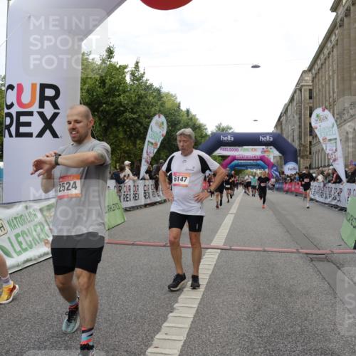 06.09.2026 - CURREX Alsterlauf Yannick Fuchs http://msf.ph/oto/10199709 06.09.2026 10:07:41 Ziel 2176, 2430, 2524, 3012, 3576, 3705, 3706, 4208, 4473, 4561, 5261, 5338, 5633, 6147 meine-sportfotos.de