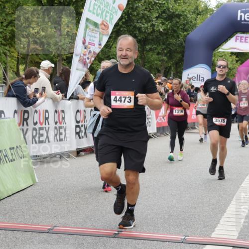 06.09.2026 - CURREX Alsterlauf Yannick Fuchs http://msf.ph/oto/10199718 06.09.2026 10:07:44 Ziel 1316, 2176, 2430, 2524, 3576, 3705, 3706, 4473, 5338, 5633, 6147 meine-sportfotos.de