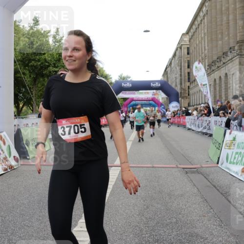 06.09.2026 - CURREX Alsterlauf Yannick Fuchs http://msf.ph/oto/10199803 06.09.2026 10:07:47 Ziel 1316, 2123, 2430, 2654, 3092, 3576, 3705, 3706, 4419, 4473, 5338, 5860, 6044, 6176, 6223 meine-sportfotos.de