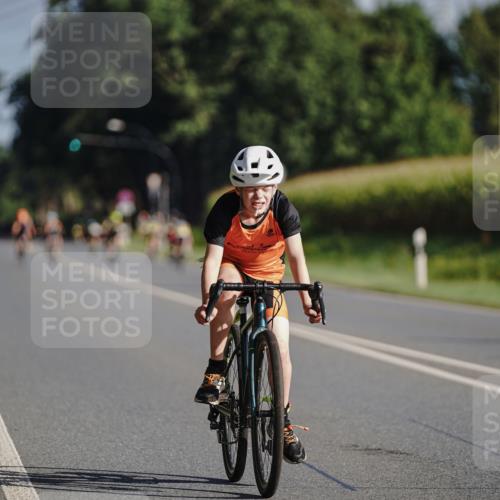 06.09.2026 - 20. Norderstedt Triathlon Michael Burmester http://msf.ph/oto/10199873 06.09.2026 09:37:15 Radfahren 651, 665 meine-sportfotos.de