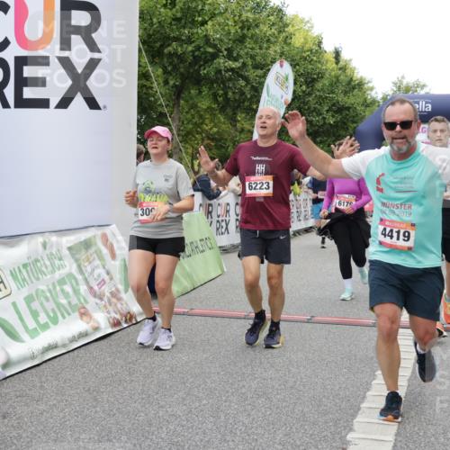 06.09.2026 - CURREX Alsterlauf Yannick Fuchs http://msf.ph/oto/10199906 06.09.2026 10:07:50 Ziel 1316, 2123, 2387, 2654, 2933, 3092, 3576, 3705, 3706, 3722, 3723, 4419, 4473, 5338, 5587, 5588, 5791, 5860, 6044, 6176, 6223, 6382 meine-sportfotos.de