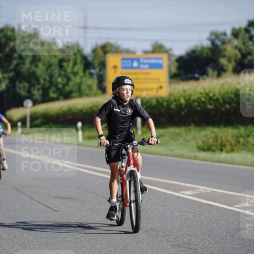 06.09.2026 - 20. Norderstedt Triathlon Michael Burmester http://msf.ph/oto/10199937 06.09.2026 09:38:28 Radfahren 607, 671 meine-sportfotos.de