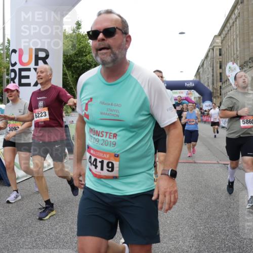 06.09.2026 - CURREX Alsterlauf Yannick Fuchs http://msf.ph/oto/10199942 06.09.2026 10:07:51 Ziel 1316, 2123, 2387, 2654, 2933, 3092, 3576, 3705, 3706, 3722, 3723, 3915, 3932, 4419, 4473, 5324, 5338, 5587, 5588, 5791, 5860, 6044, 6176, 6223, 6382 meine-sportfotos.de