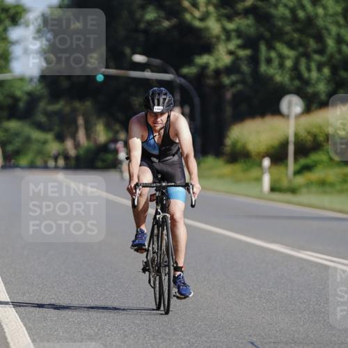 06.09.2026 - 20. Norderstedt Triathlon Michael Burmester http://msf.ph/oto/10200087 06.09.2026 10:27:27 Radfahren 1488 meine-sportfotos.de