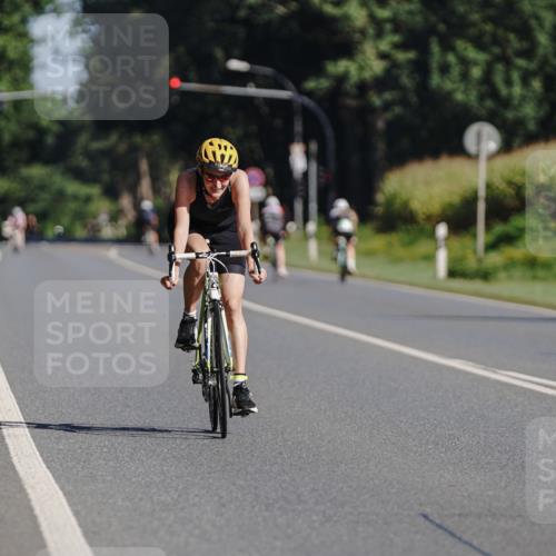 06.09.2026 - 20. Norderstedt Triathlon Michael Burmester http://msf.ph/oto/10200098 06.09.2026 10:27:52 Radfahren 1489 meine-sportfotos.de